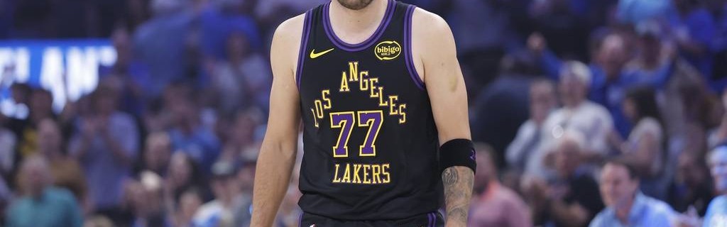 医学专家：东契奇伤到腿筋 这直接影响他的发挥