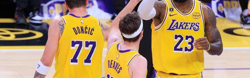 詹姆斯复出湖人并未退步 顶级“让学”助力东契奇50+