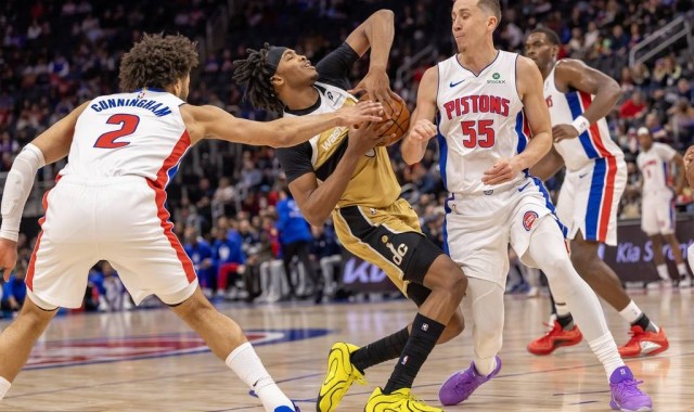 坎宁安空砍30分 奇才8人得分上双胜活塞