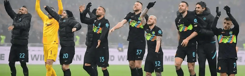 爆文标题：周日003意甲都灵VS莱切 保级生死战！12人伤病VS进攻哑火，小球稳了？