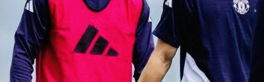 曼联战富勒姆一人伤愈复出！卡里克官宣多古伤情，德里赫特仍缺阵