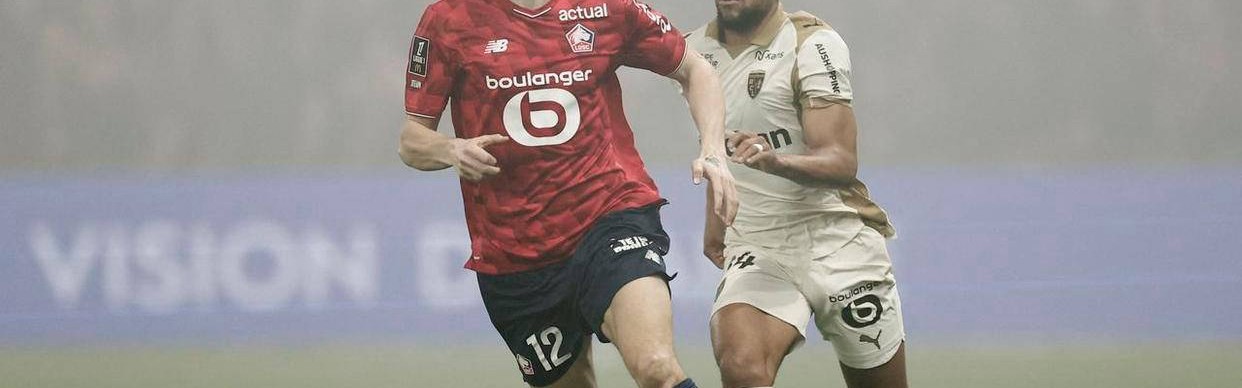 天助巴黎圣日耳曼：法甲第28轮，朗斯0-3惨败里尔，积分榜形势生变